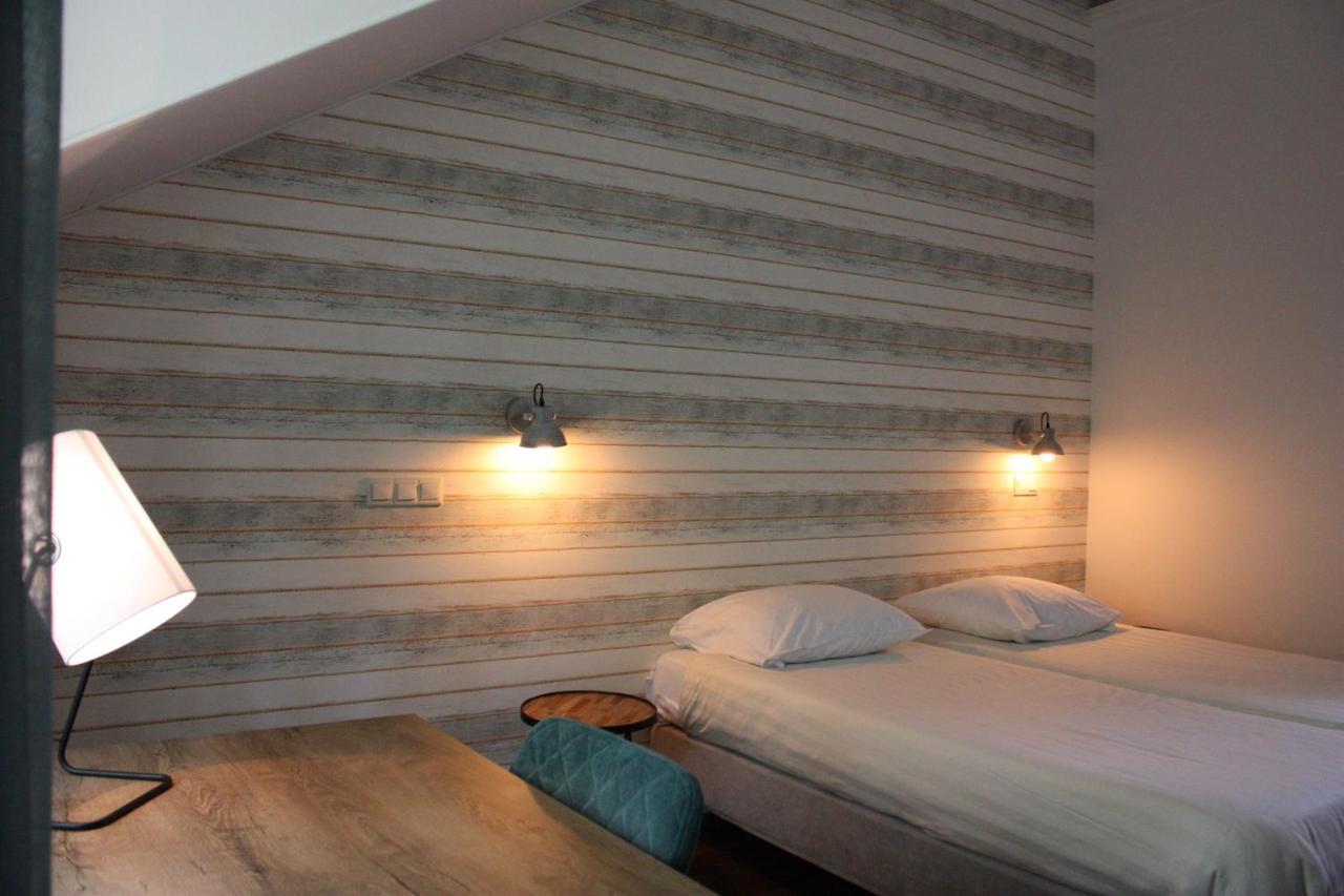 Hotel De Hoefpoort Gemert エクステリア 写真